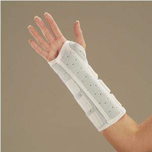 DeRoyal Wrist and Forearm Splint with Binding